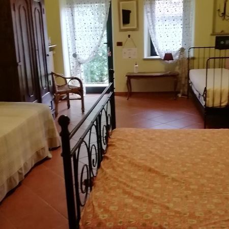 Bed&Breakfast La Siepe Pinerolo Ruang foto