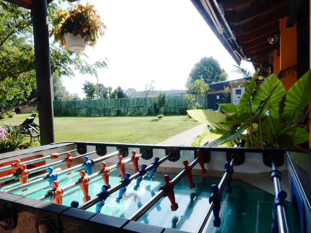 Bed&Breakfast La Siepe Pinerolo Bagian luar foto