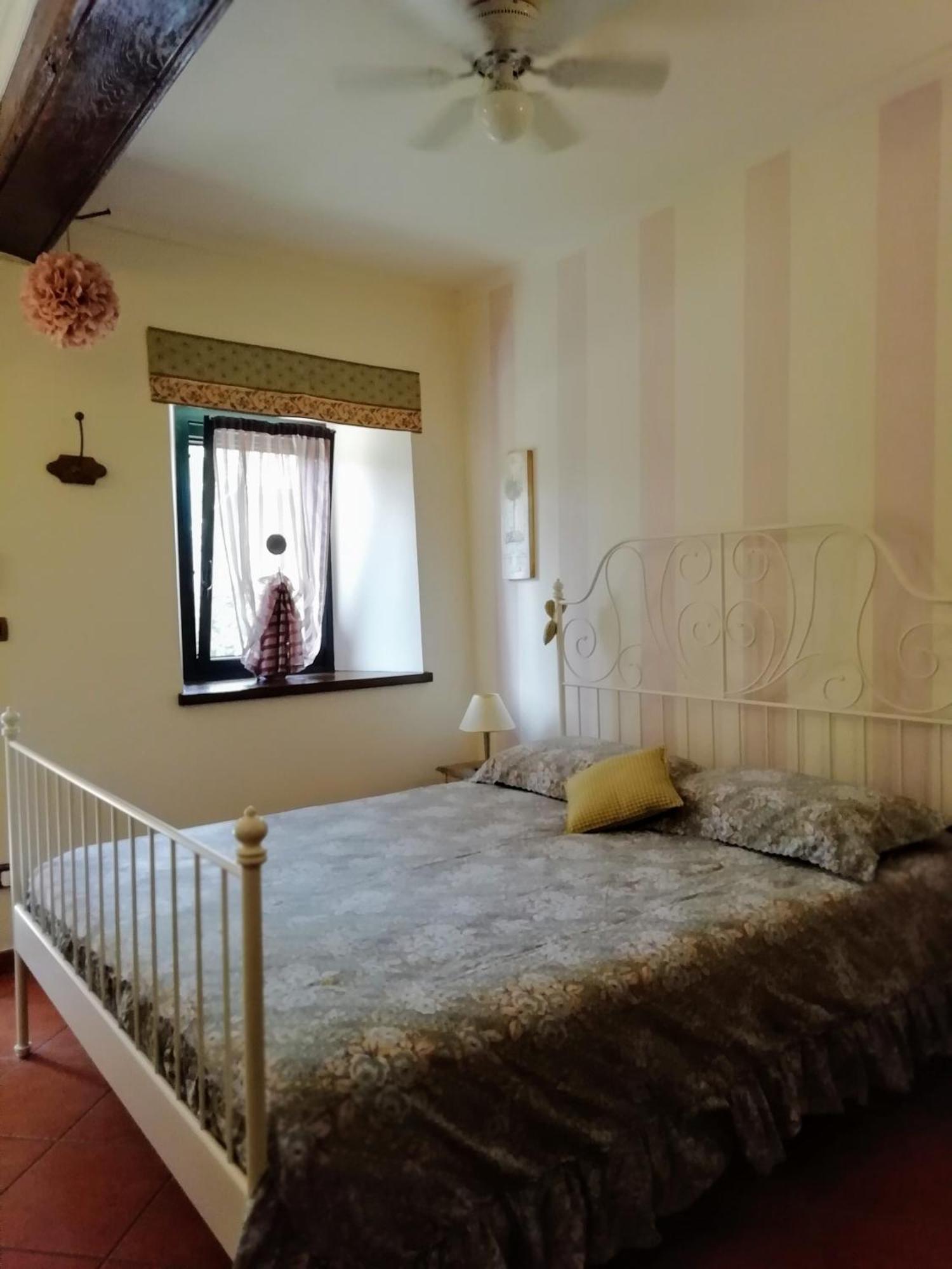 Bed&Breakfast La Siepe Pinerolo Ruang foto